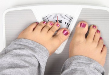 O NOUĂ METODĂ DE SLĂBIT: hipnoza! Bani grei în schimbul unor iluzii?